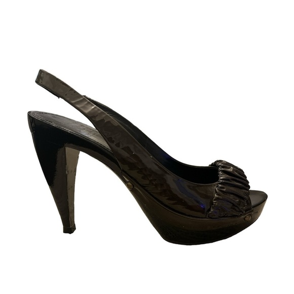 Burberry‎ Patent Leather Slingback Pumps Italian Size 36 1/2 High Heel - Picture 1 of 14